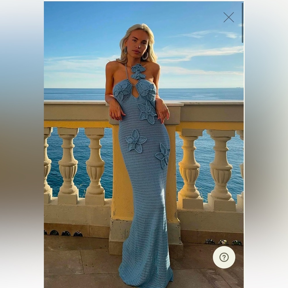 NWT Meshki Kyla Cornflower Crochet Knit Maxi Dress Size M
